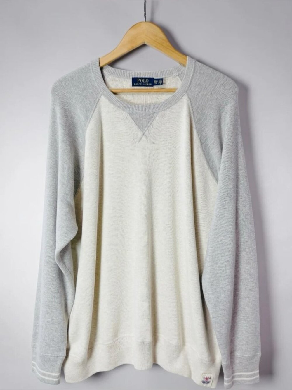 Polo Ralph Lauren Men’s Cream & Light Gray Raglan Sleeve Design Pullover Sweater - Picture 2 of 10
